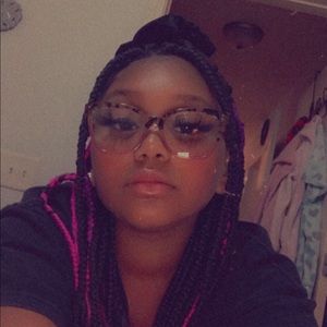 Meet your Posher, Mattea